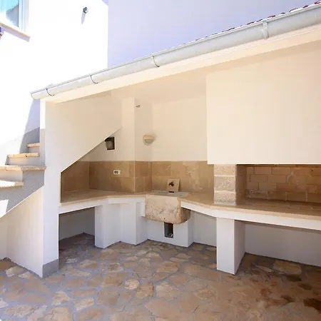 Robinson Adriatic Queen Holiday home Gdinj